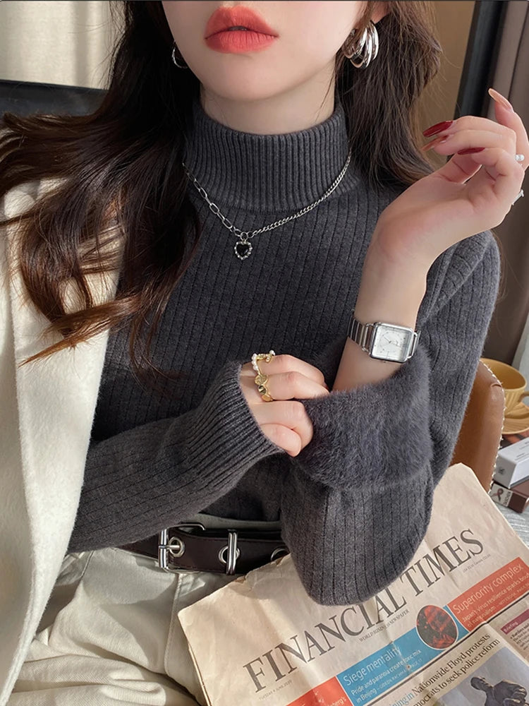 Women’s Thermal Turtleneck Sweater – (Winter 2025)